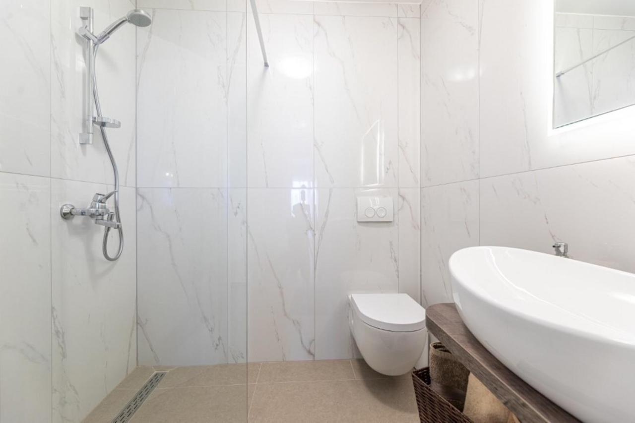 Apartman Grzetic Šilo Esterno foto