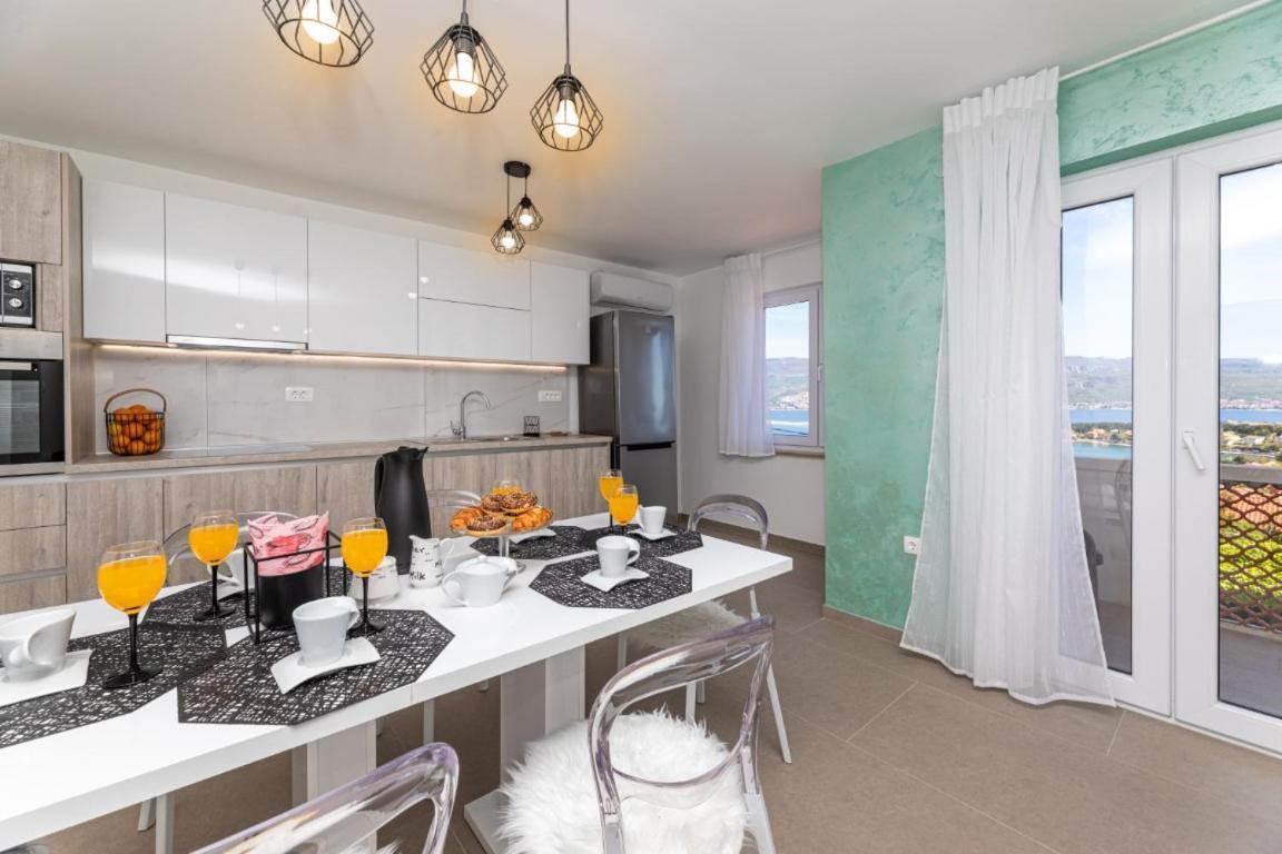 Apartman Grzetic Šilo Esterno foto