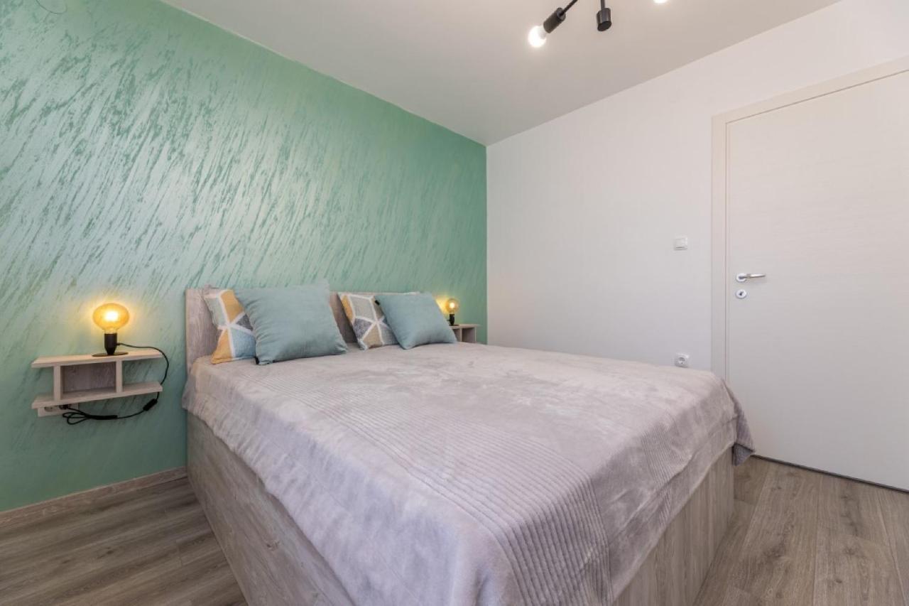 Apartman Grzetic Šilo Esterno foto